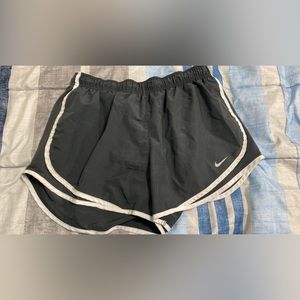 ❤️Dark grey Nike shorts
